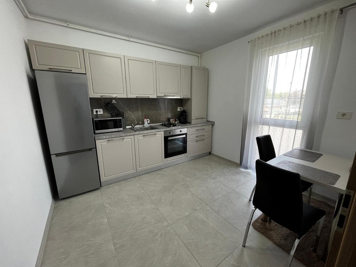 Apartament Modern Cu O Camera Apartment Timisoara Ngoại thất bức ảnh